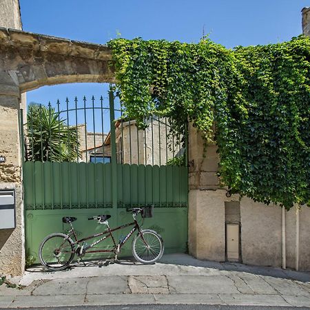 Bed and Breakfast Oustaou De Betty Et Bob Le Cailar Exterior foto